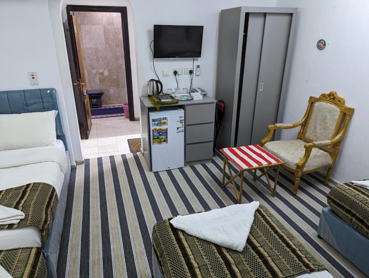Hotel Burj Al Diyafa Mubarak Мека Екстериор снимка