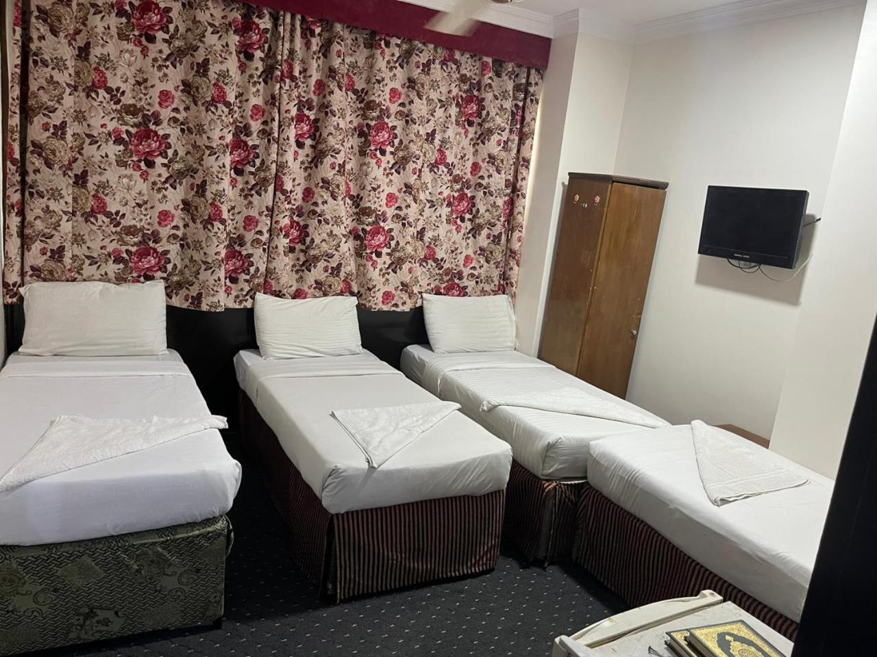 Hotel Burj Al Diyafa Mubarak Мека Екстериор снимка